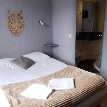 Hotel Des Cevennes Mezilhac Eksteriør bilde